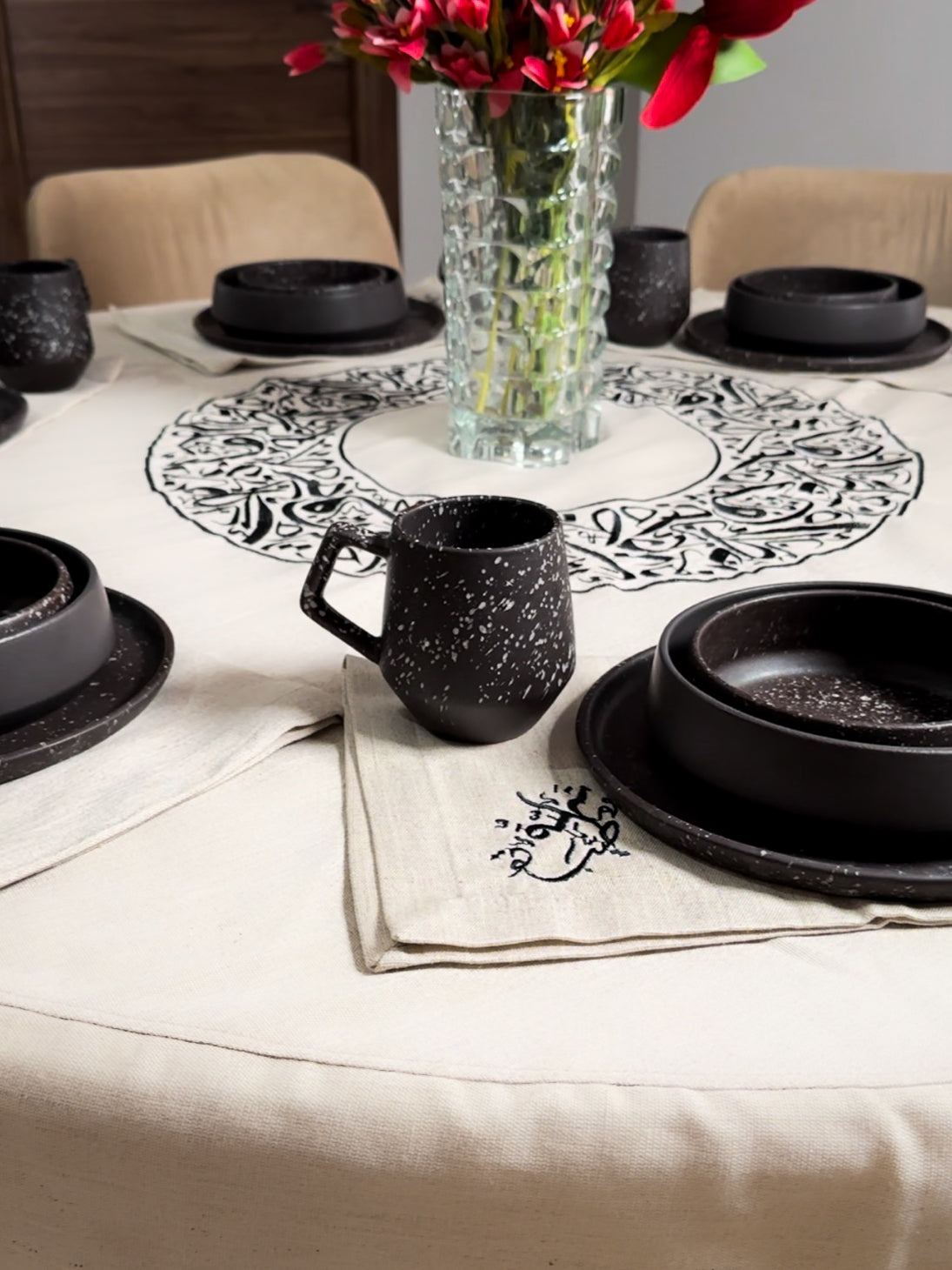 nappe de table ronde  calligraphie