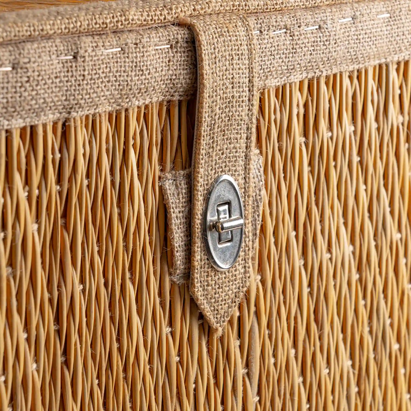 Panier à linge Smar sur roulettes