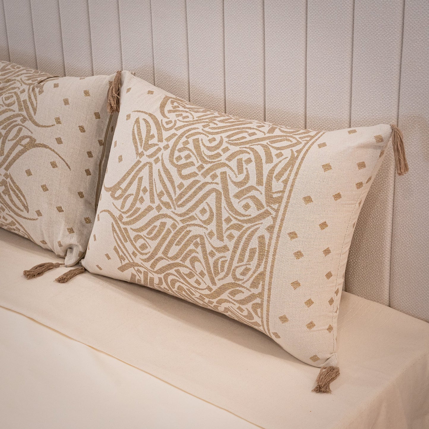Chemin de lit Calligraphie + 2 Housses de coussin
