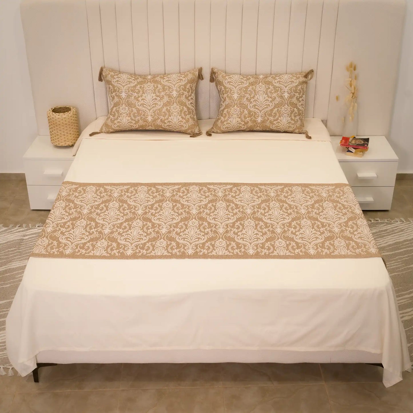 Chemin de lit Baroque + 2 Housses de coussin