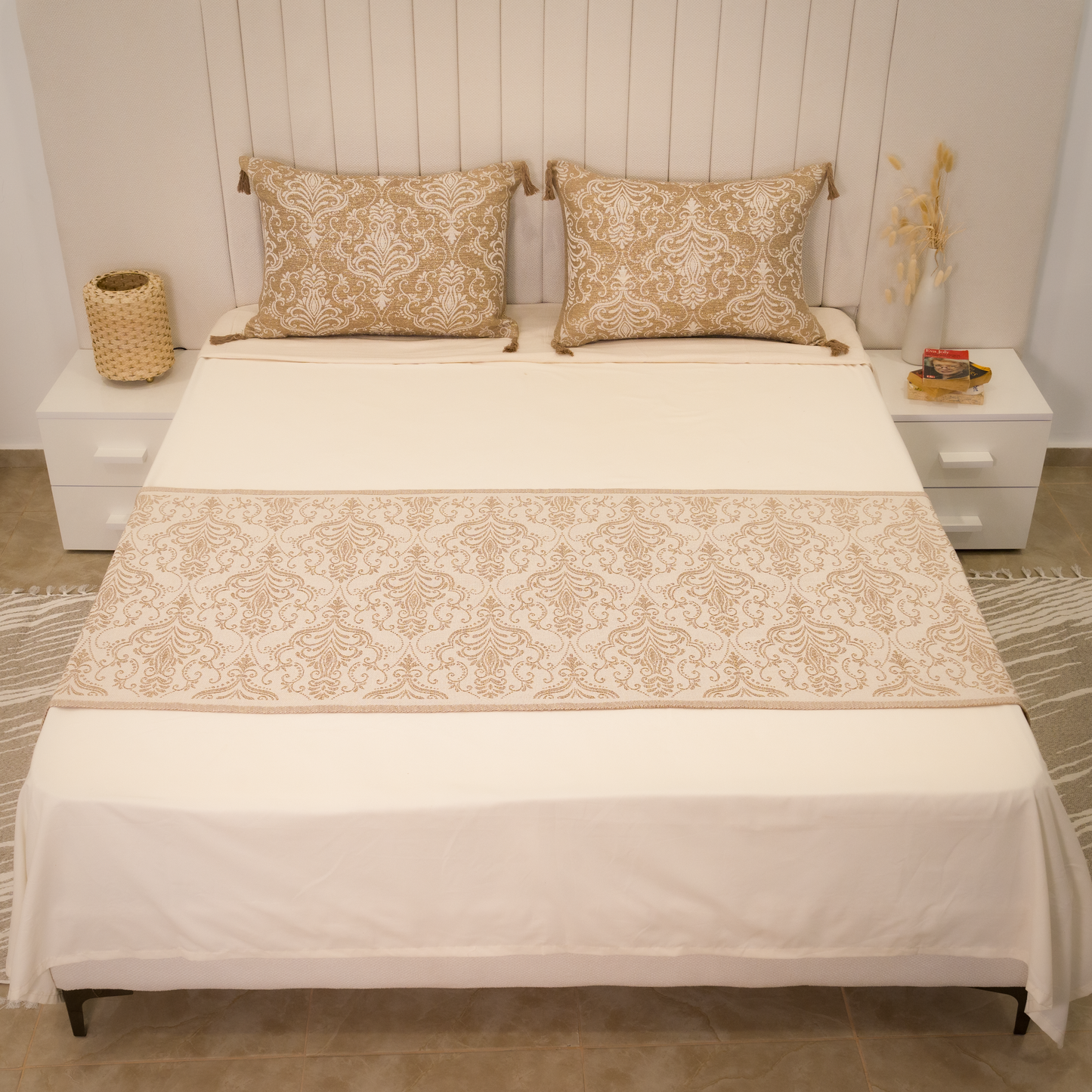 Chemin de lit Baroque + 2 Housses de coussin