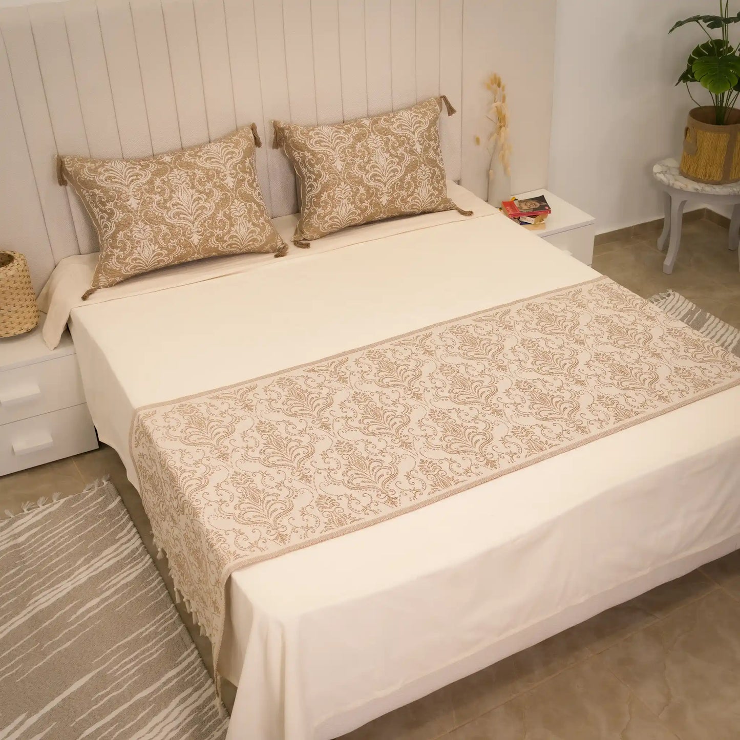 Chemin de lit Baroque + 2 Housses de coussin