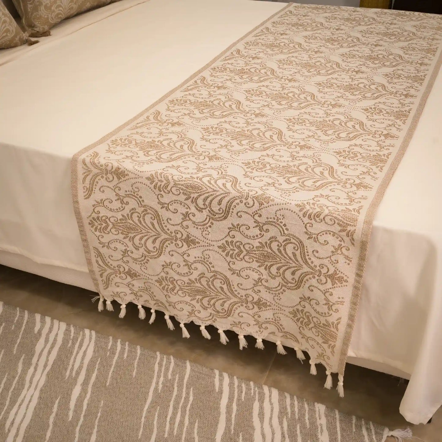 Chemin de lit Baroque + 2 Housses de coussin