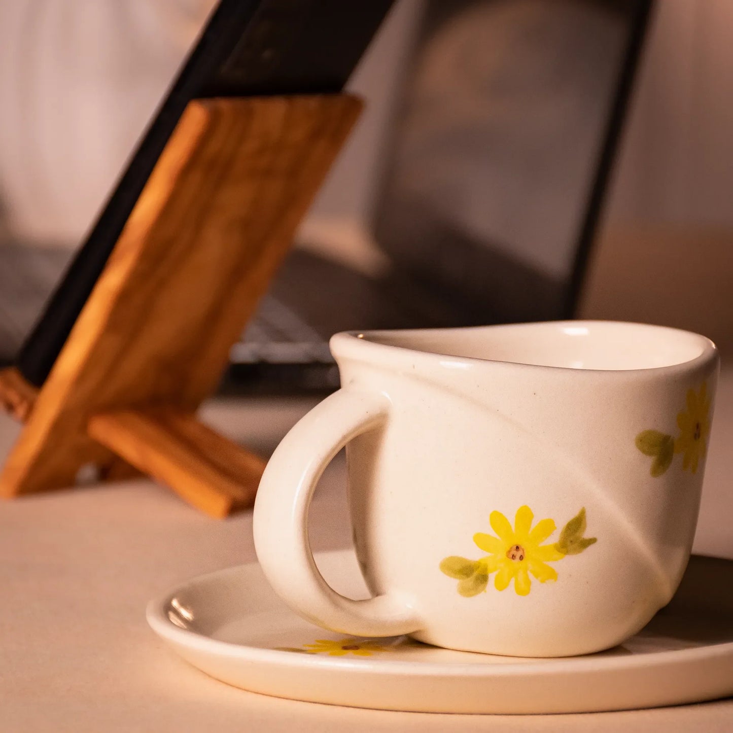 Support de Téléphone en Bois d’Olivier Ecostand