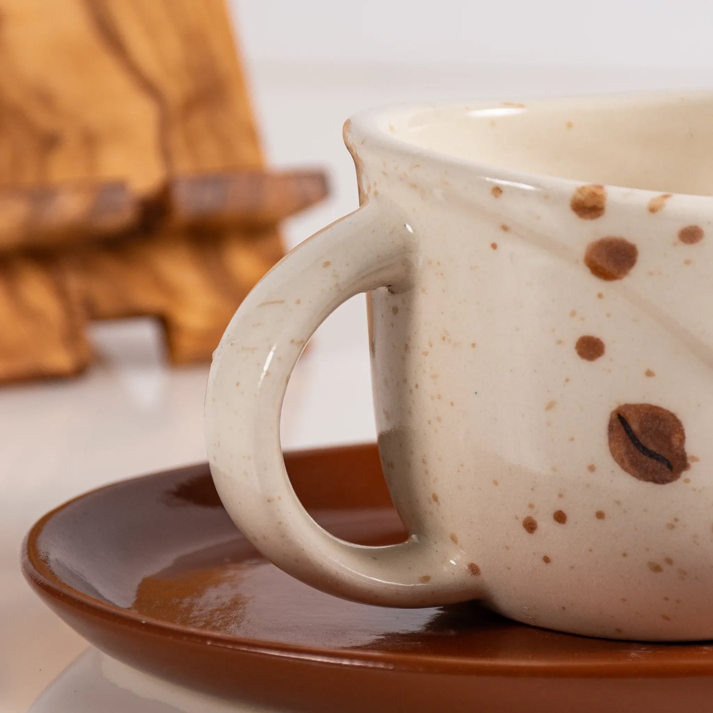 Support de Téléphone en Bois d’Olivier Ecostand