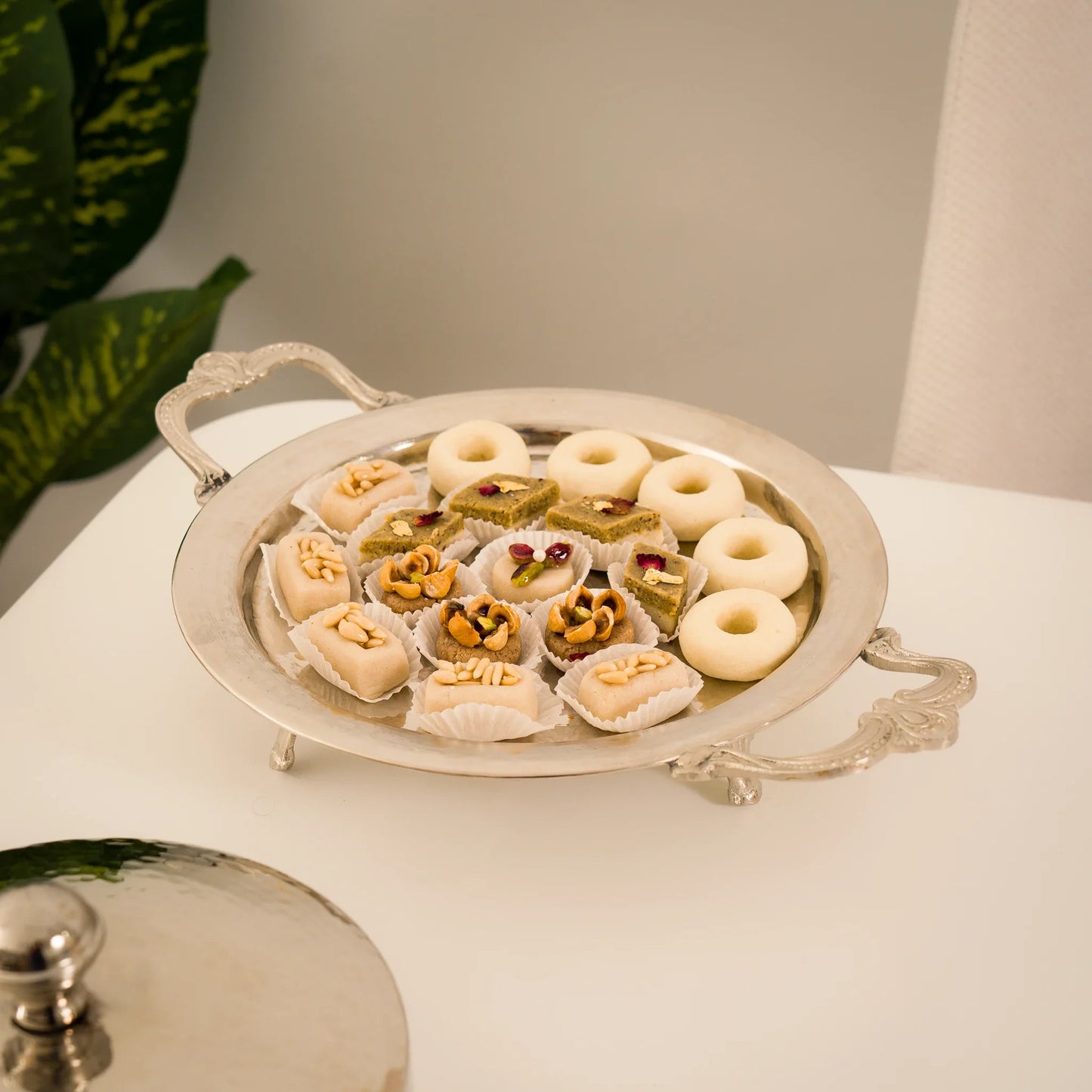 Présentoir avec cloche en Cuivre