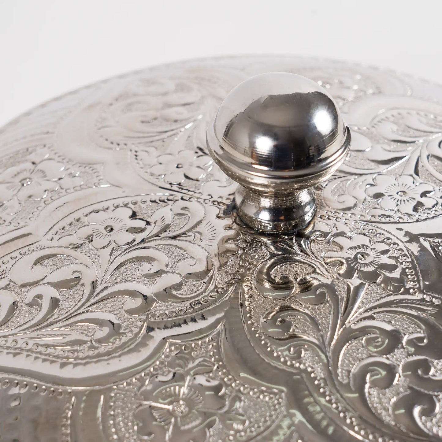 Présentoir avec cloche en Cuivre